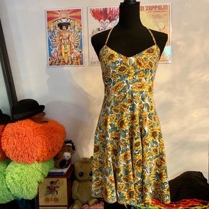 Sunflower Halter Mini Dress🌻🌞